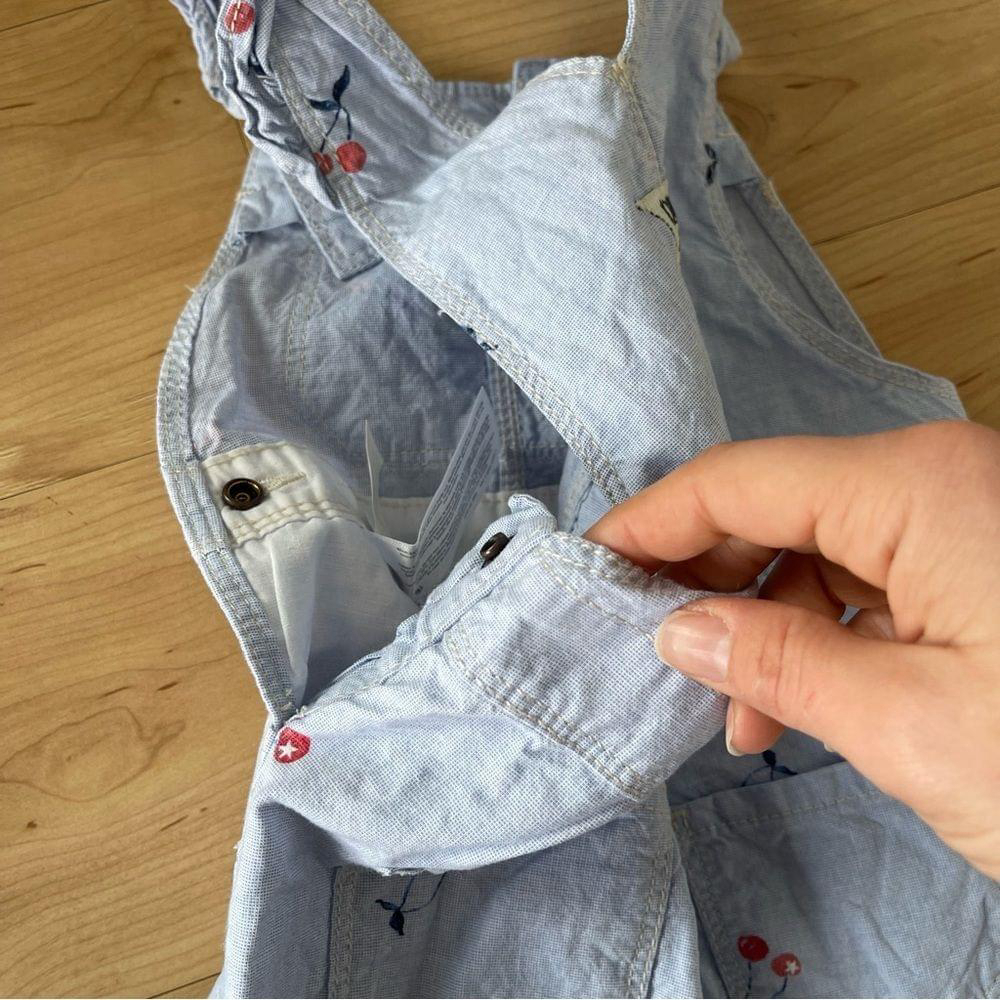 Baby OshKosh B'Gosh Girl's Denim Cherry Overall Dress Size 3T - Picture 7 of 10